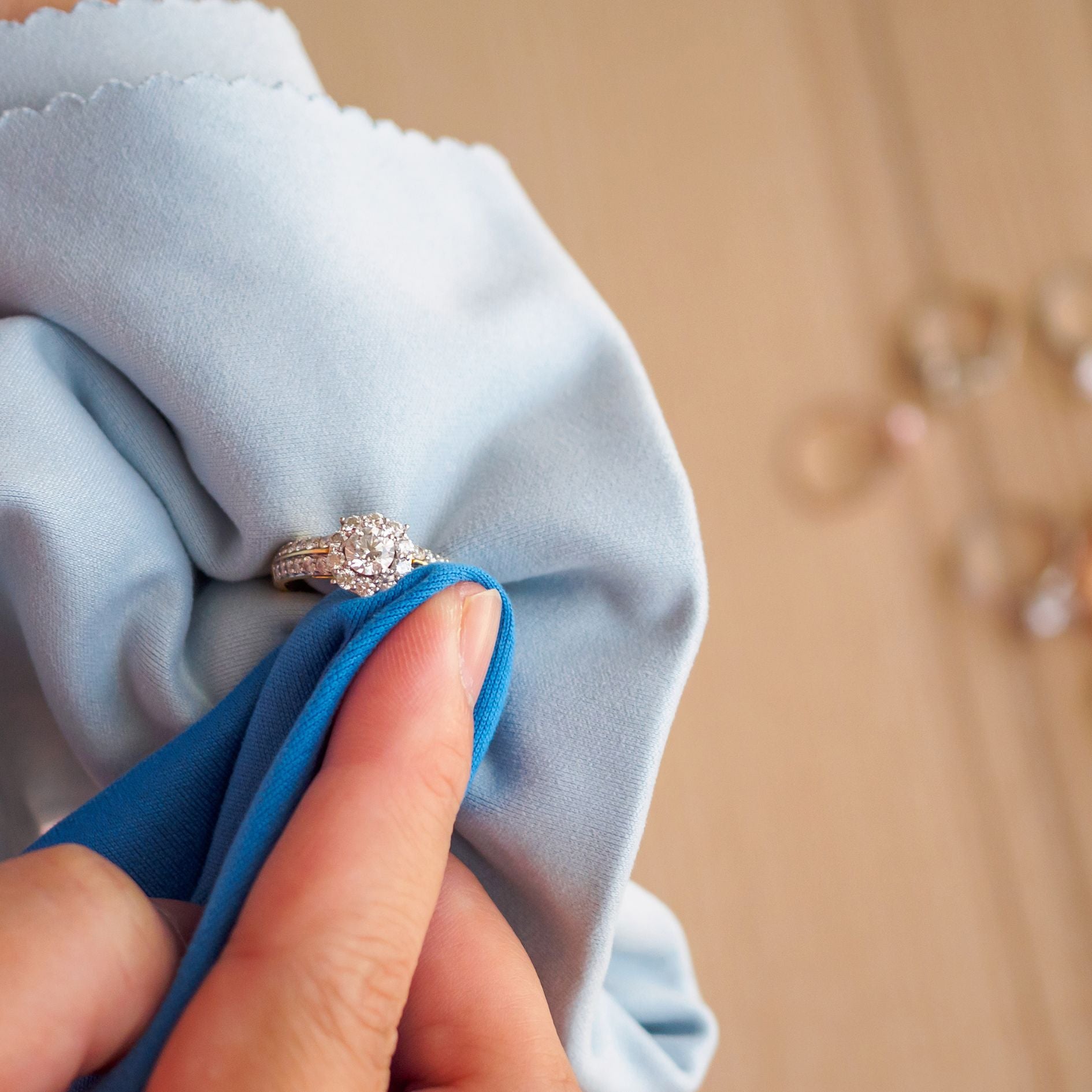 Tipps zur richtigen Pflege von Goldschmuck