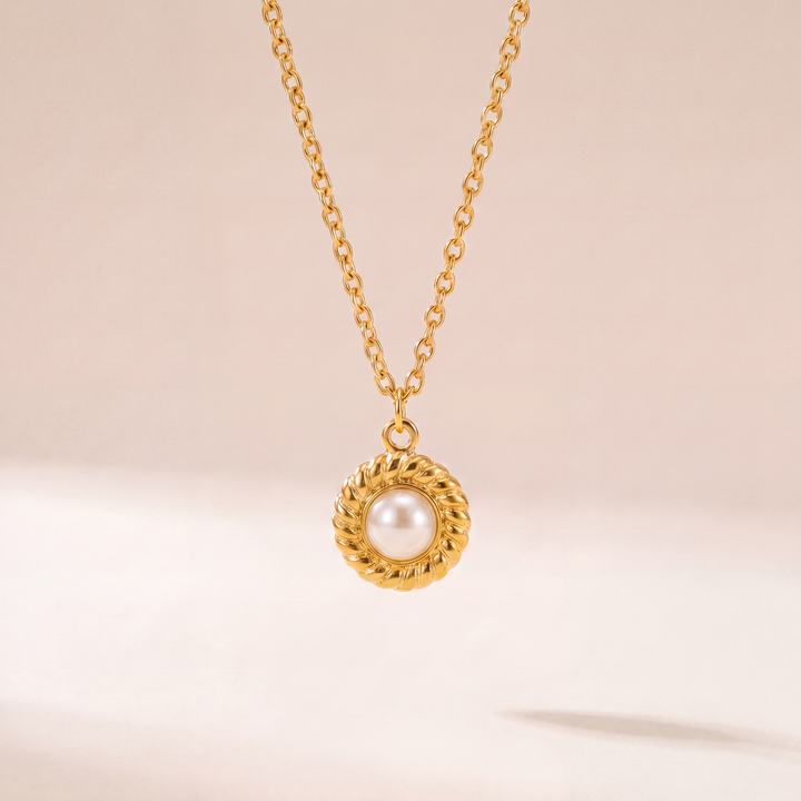 Pendant Necklace • Soleil Pearl