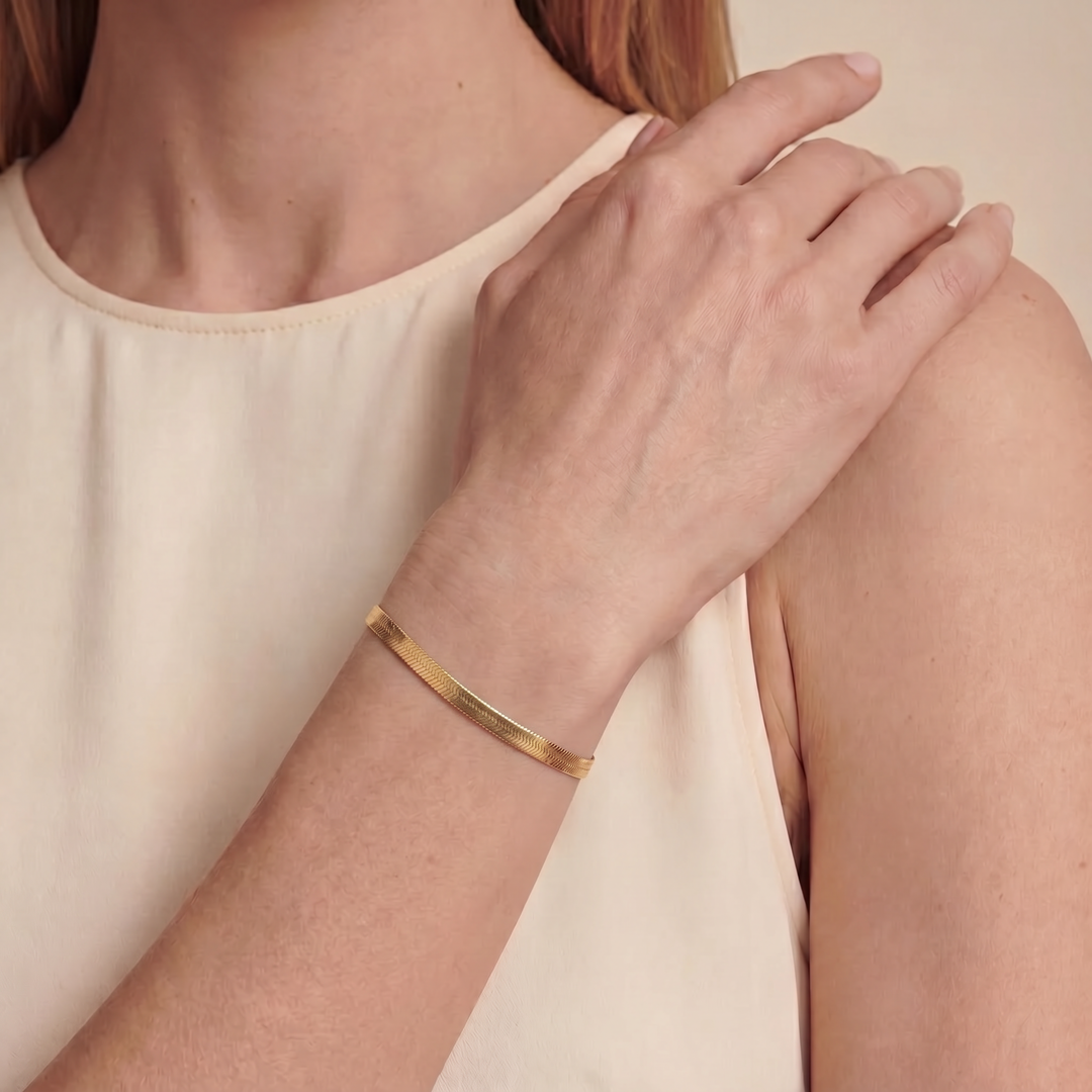 Sleek Bracelet • Fluid